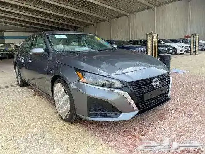 نيسان التيما ستاندر 2025 تقسيط وكاش 2