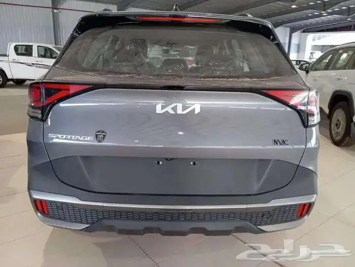كيا سبورتاج ماكينه 1500cc نص فل 2025 لدي معرض مكارم التميز 8