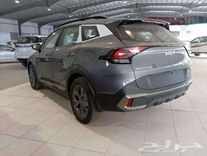 كيا سبورتاج ماكينه 1500cc نص فل 2025 لدي معرض مكارم التميز 9