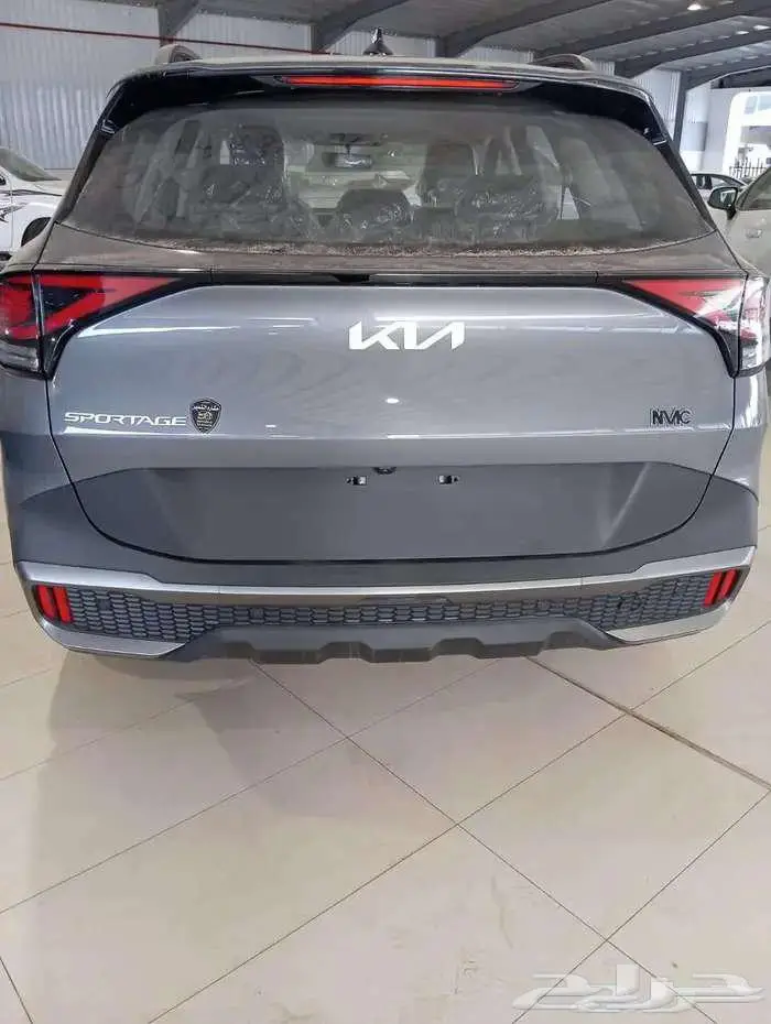 كيا سبورتاج ماكينه 1500cc نص فل 2025 لدي معرض مكارم التميز 18