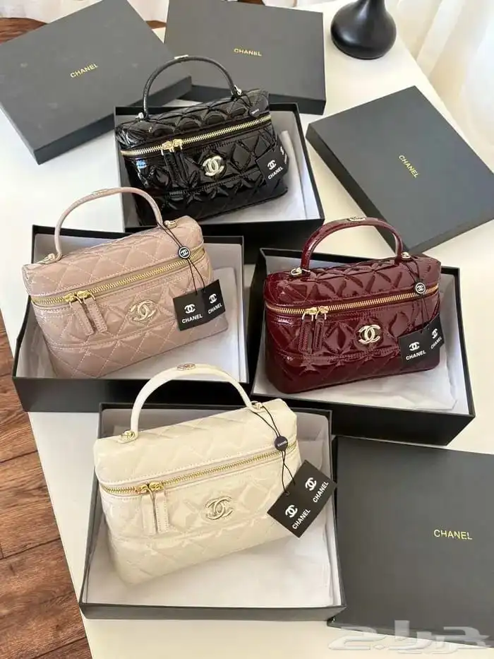 تشكيلتين مختلفه من شنط شانيل شنط الهبه الوان شتويه180 1