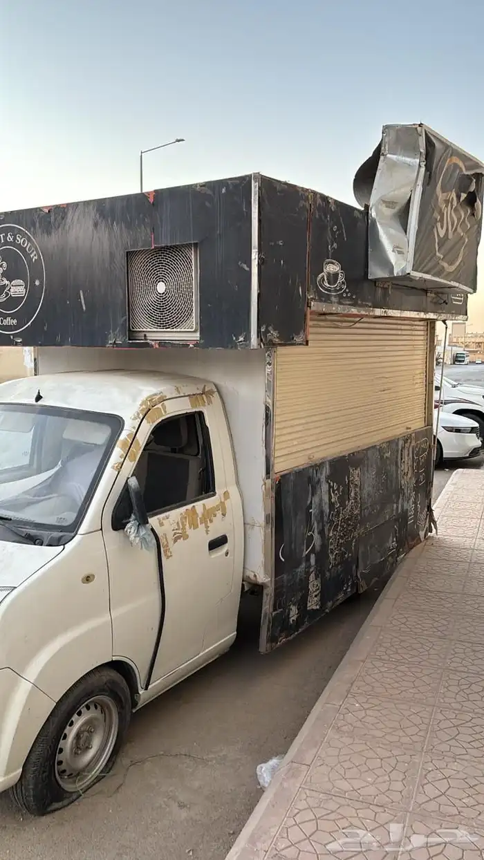 فود ترك للإيجار الشهري 1