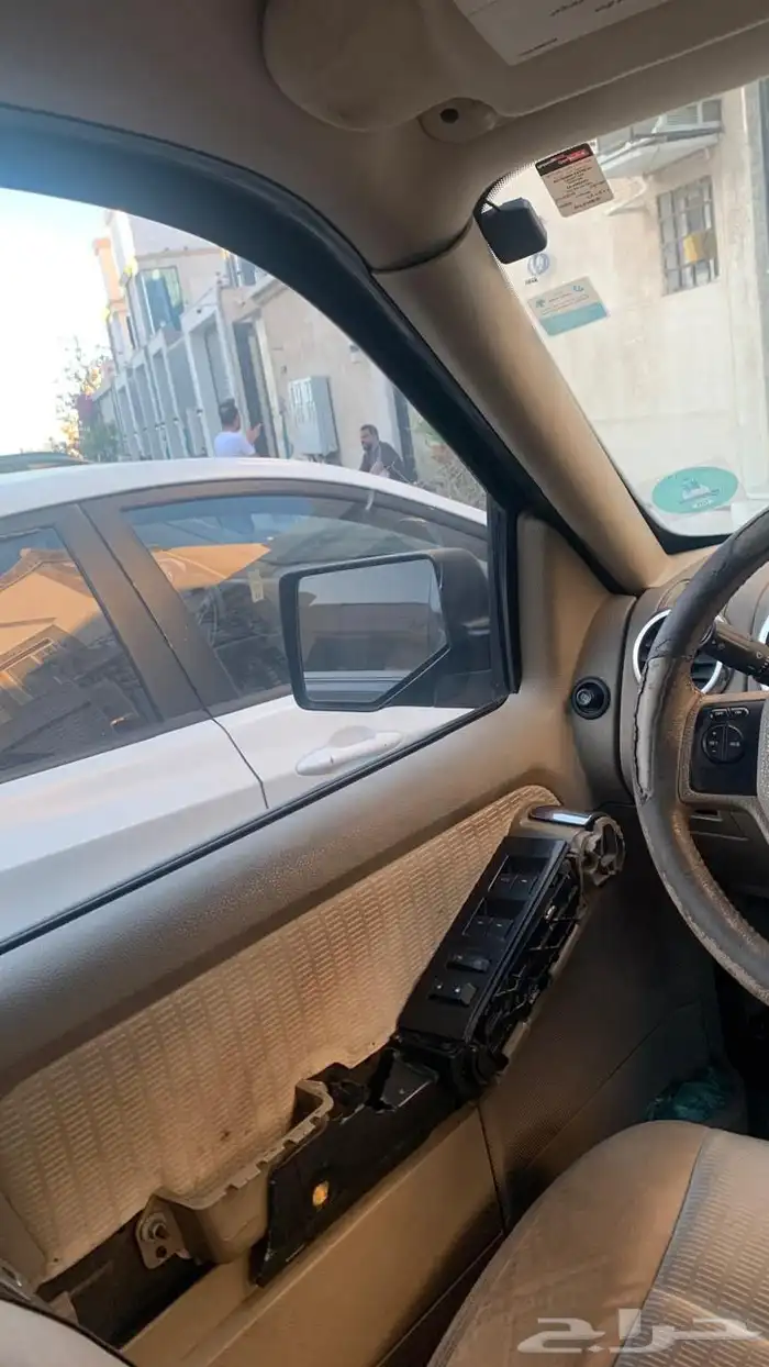 فورد اكسبلورر 4