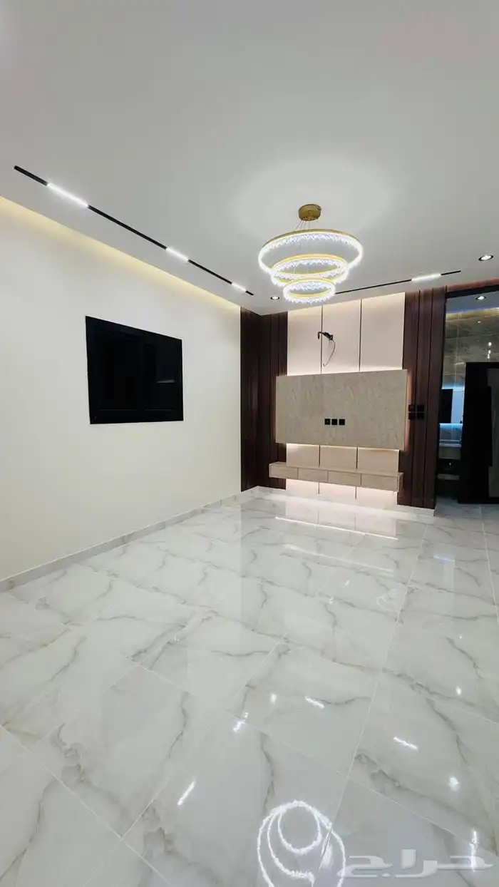 ملحق للبيع جديد 5 غرف وصاله حي الصفا ومصعد راكب ومطبخ جاهز 2