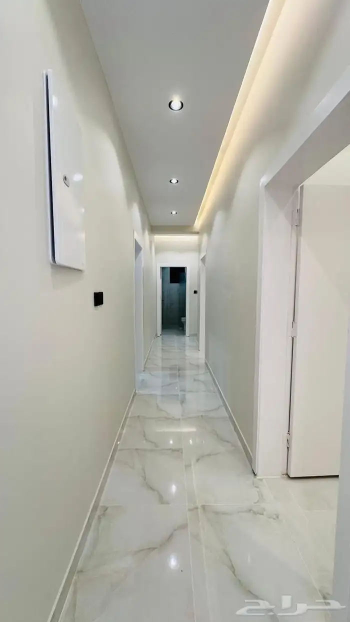 ملحق للبيع جديد 5 غرف وصاله حي الصفا ومصعد راكب ومطبخ جاهز 7