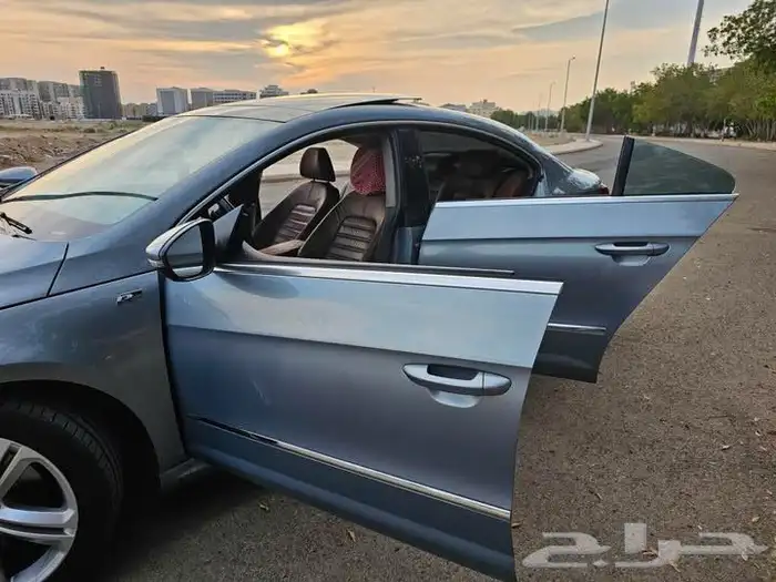 فولكسفاجن باسات 2012 cc R-line للبيع وبشكل عاجل 8