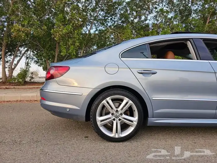 فولكسفاجن باسات 2012 cc R-line للبيع وبشكل عاجل 3