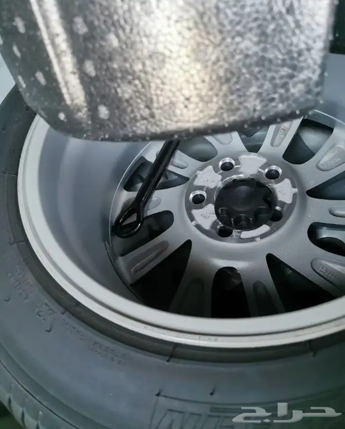 يوجد لدينا جميع انواع قطع غيار السيارات المستخدمه تشليح 0