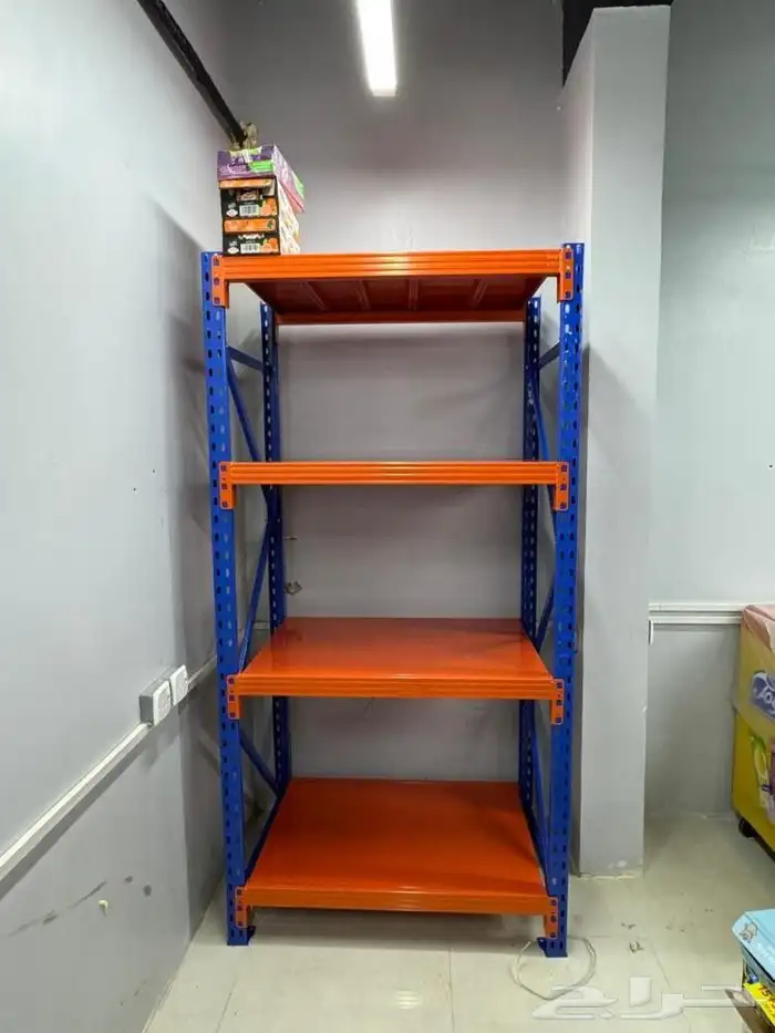 رفوف تخزين مستوعات كبيره 1