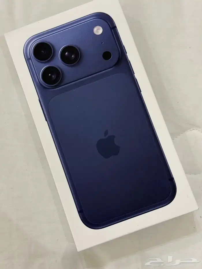 17 برو كحلي 256 قيقا للبيع جديد ولم ينفك من كرتونه 0