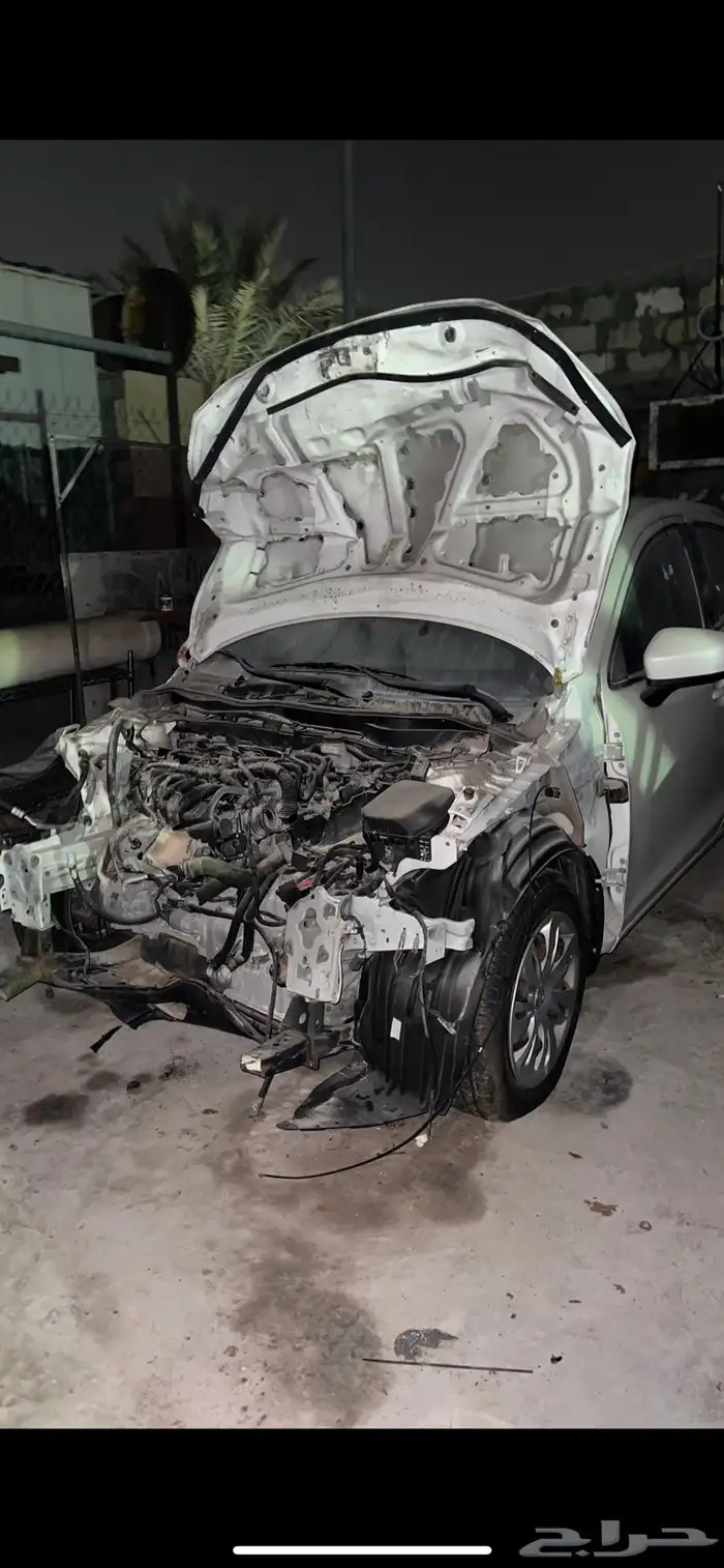 مازدا 2 للبيع مصدوم 5