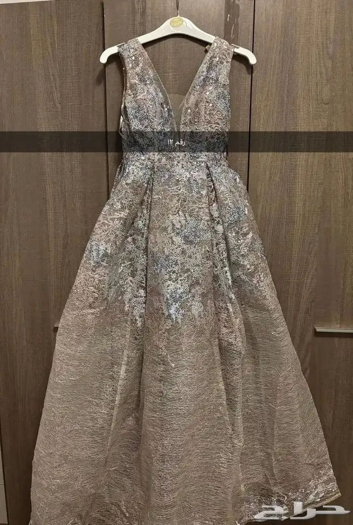 فساتين للبيع 21