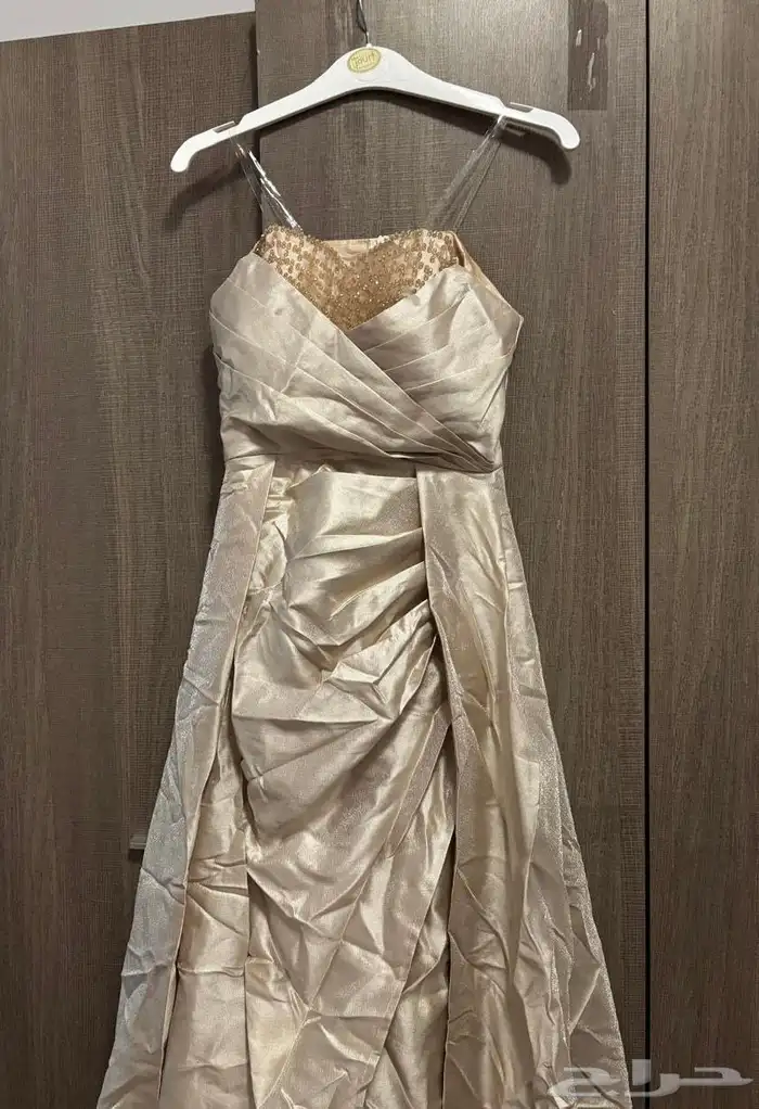 فساتين للبيع 12