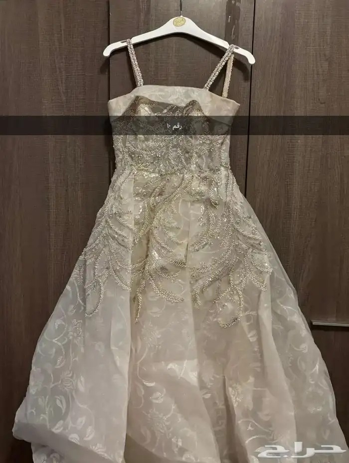 فساتين للبيع 17