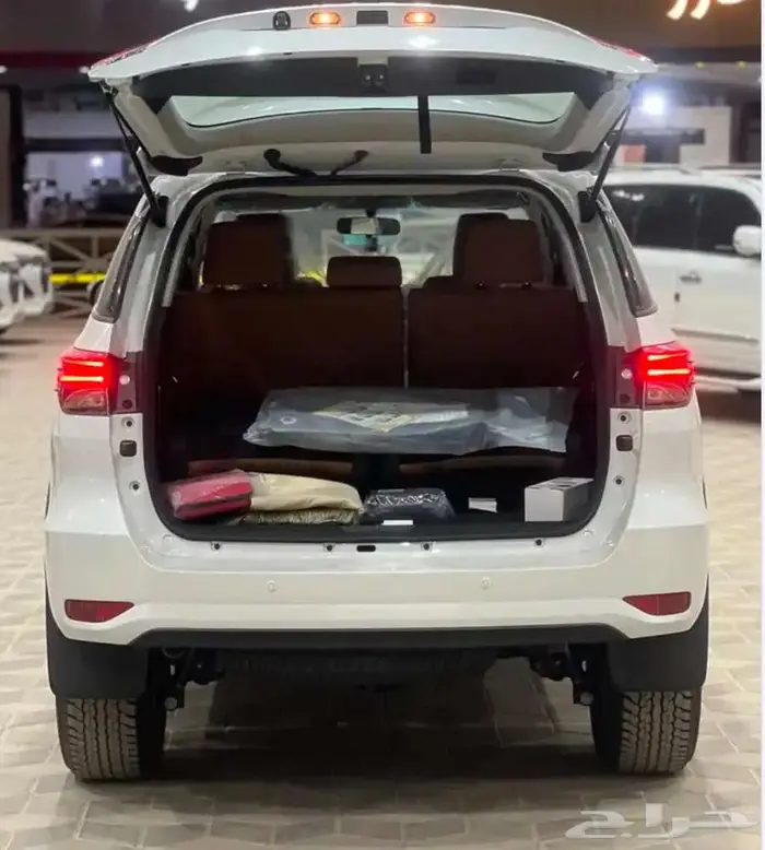 تويوتا فورتشنر. دبل 4 سلندر 2025 5