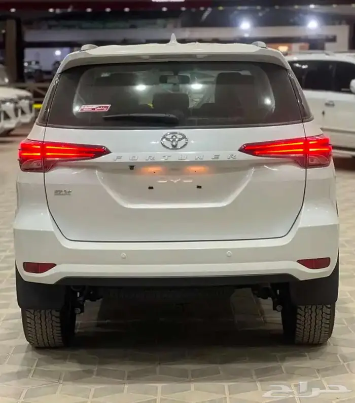 تويوتا فورتشنر. دبل 4 سلندر 2025 4