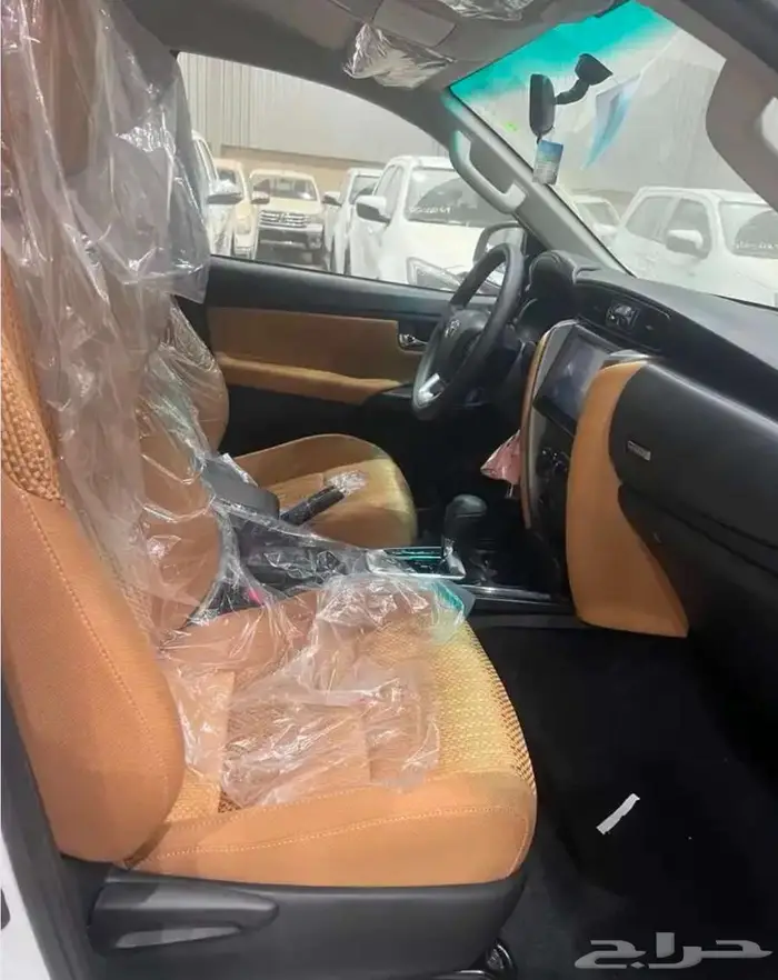 تويوتا فورتشنر. دبل 4 سلندر 2025 10