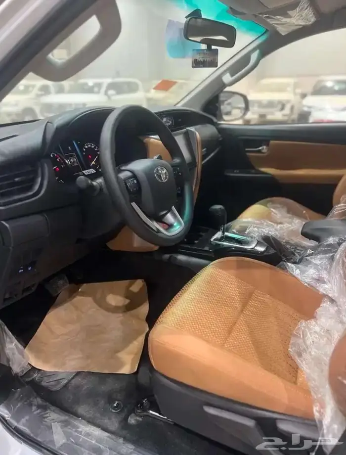 تويوتا فورتشنر. دبل 4 سلندر 2025 6