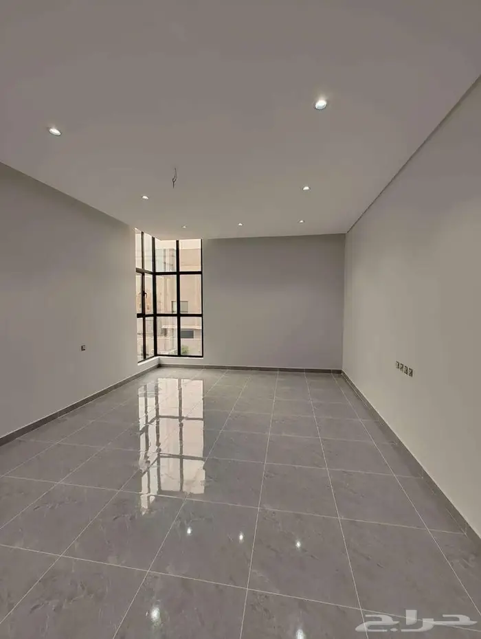 فيلا فاخرة للبيع بحى الصالحيه 11