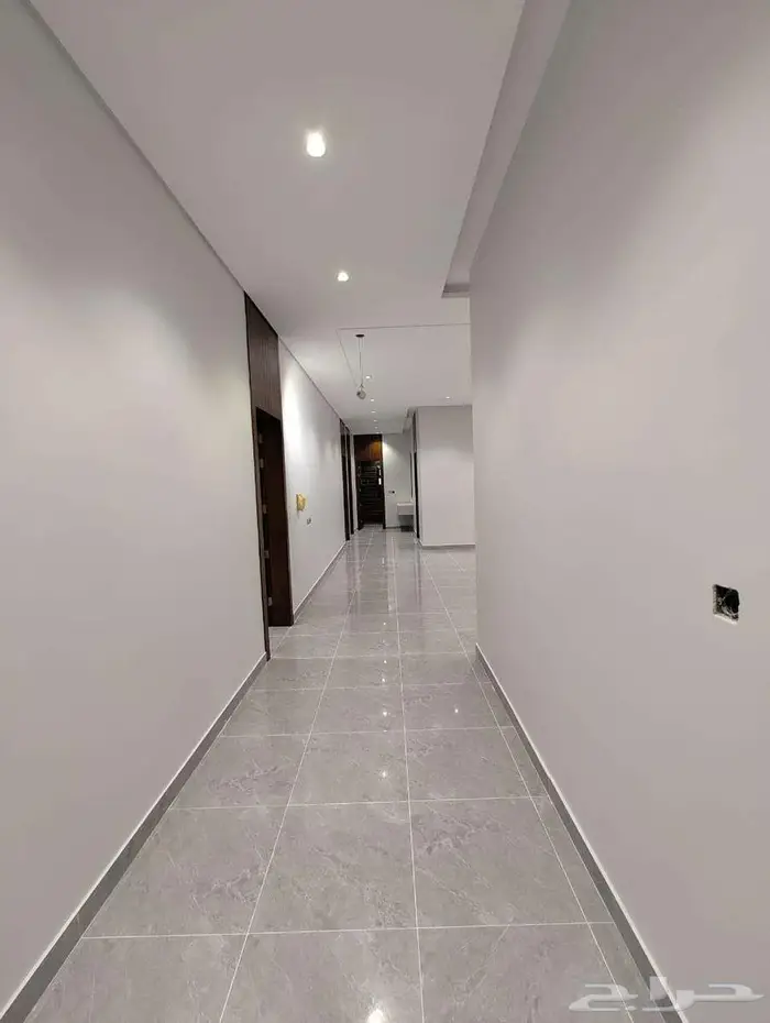 فيلا فاخرة للبيع بحى الصالحيه 18