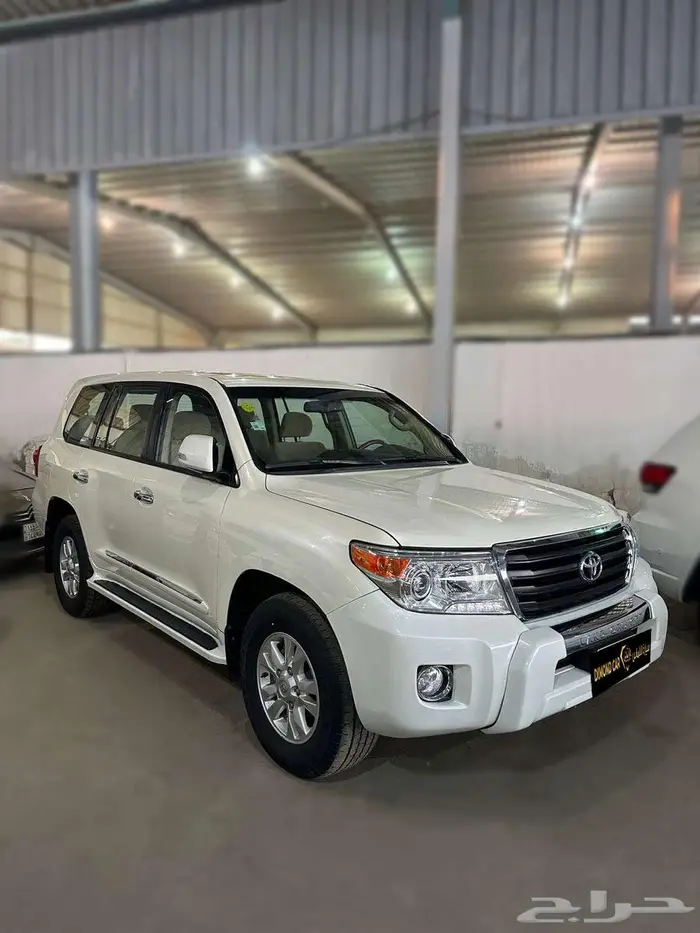 النوع تويوتا لاندكروزر 2014 Toyota Land Cruiser Gxr 1