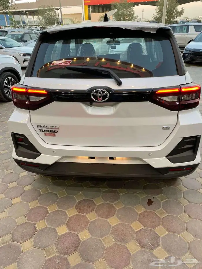 تويوتا رايز 2026 ( اصفار) سقف اسود شاشة كاميرا ثبات الكتروني 6