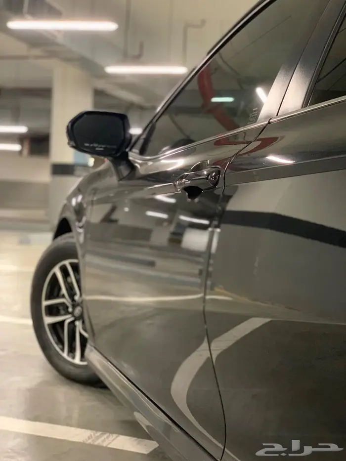 كامري اسود 23 4