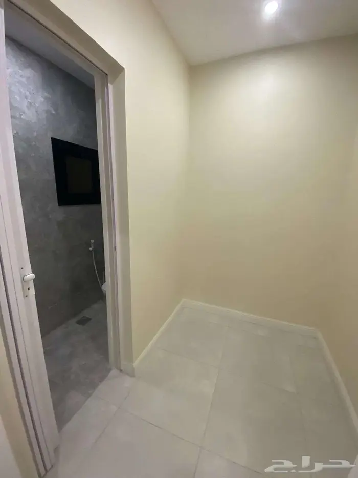 شقة للايجار بحي ام حبلين مجمع داركو 10