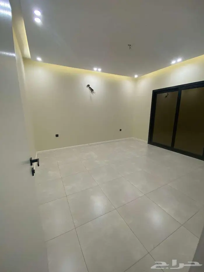 شقة للايجار بحي ام حبلين مجمع داركو 11