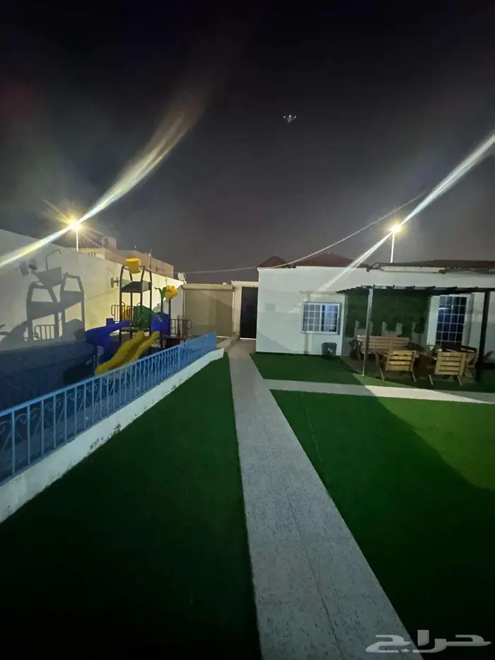 للبيع استراحة في مخطط الشرق بموقع مميز 3