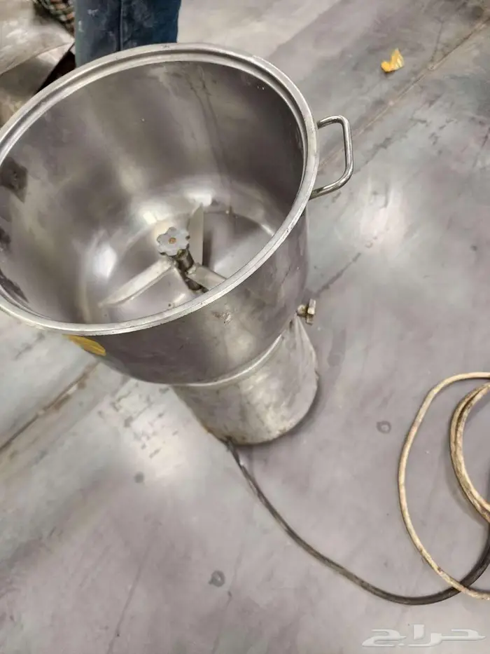تصفية معدات مطاعم كمية ضخمة   البيع جملة فقط   الرياض 89