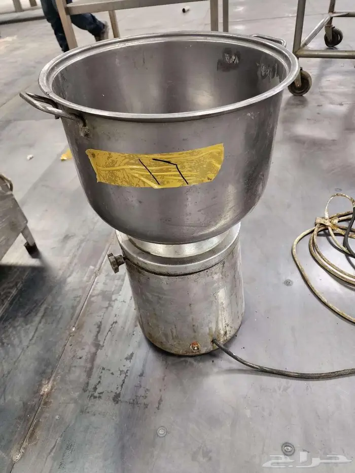 تصفية معدات مطاعم كمية ضخمة   البيع جملة فقط   الرياض 91