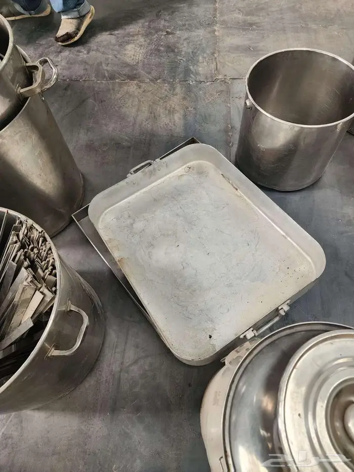 تصفية معدات مطاعم كمية ضخمة   البيع جملة فقط   الرياض 29