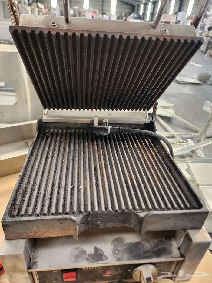 تصفية معدات مطاعم كمية ضخمة   البيع جملة فقط   الرياض 40