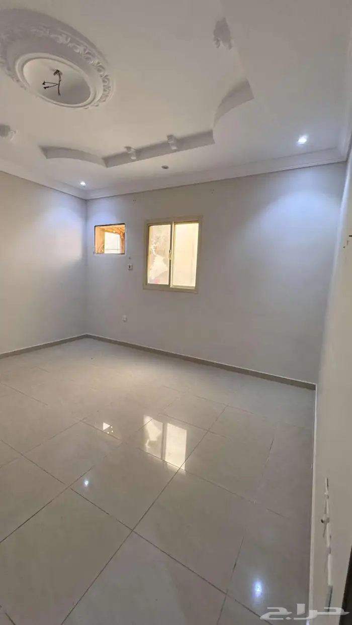 شقة أربع غرف وصالة جلوس للايجار السنوي جدة المروة 4