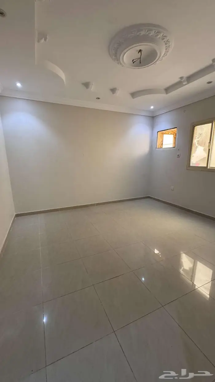 شقة أربع غرف وصالة جلوس للايجار السنوي جدة المروة 6