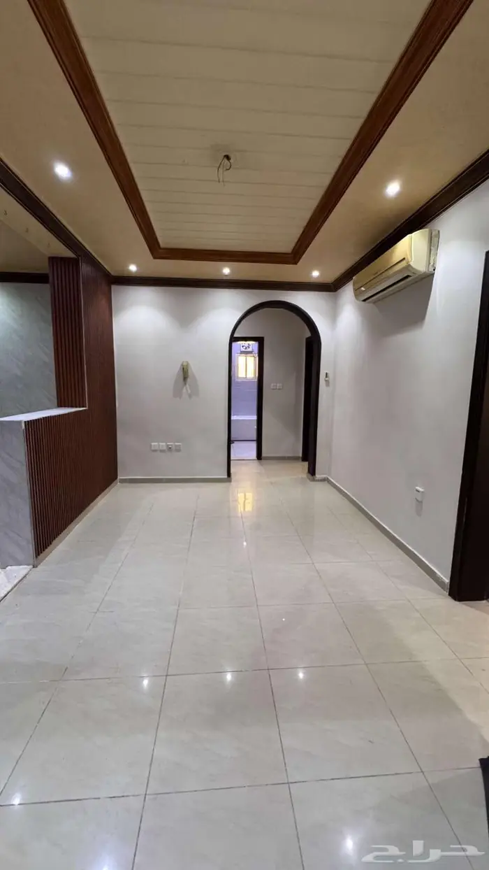 شقة أربع غرف وصالة جلوس للايجار السنوي جدة المروة 5