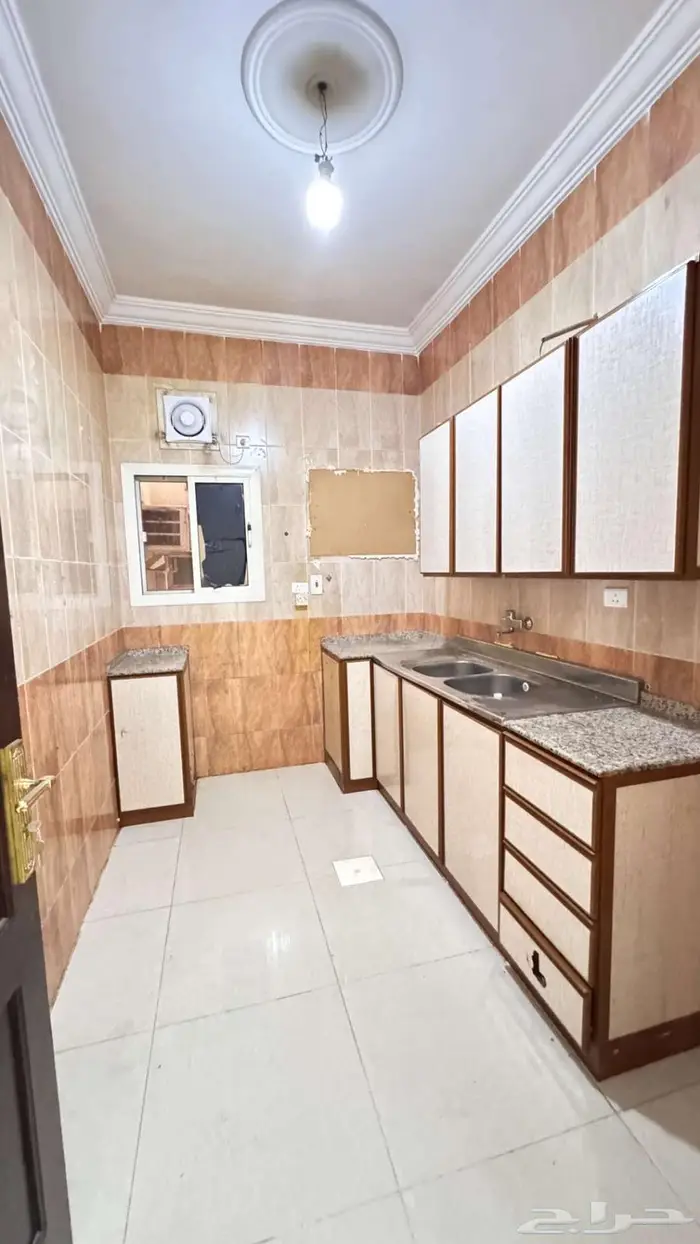 شقة اربع غرف للإيجار السنوي جدة المروة 8