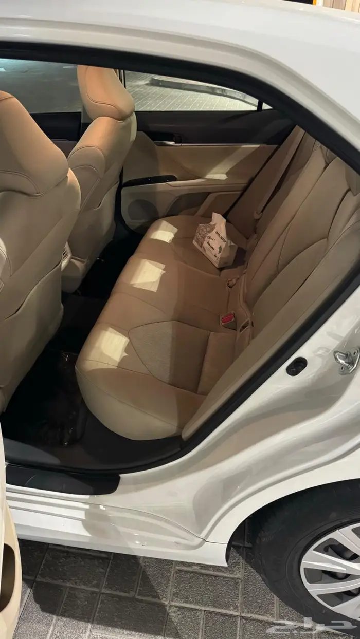 كامري 2020 وارد عمان ( 6 نمر ) 10