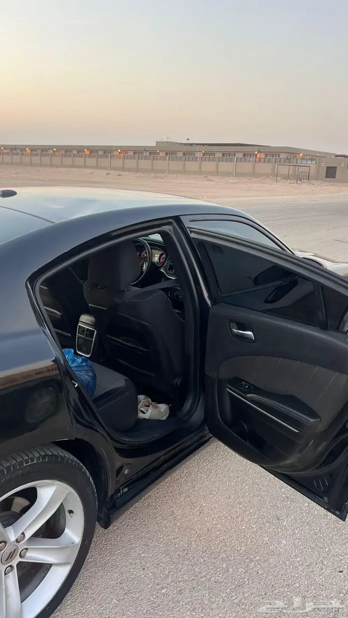 للبيع تشارجر ارتي 2016 فل هاوس 11