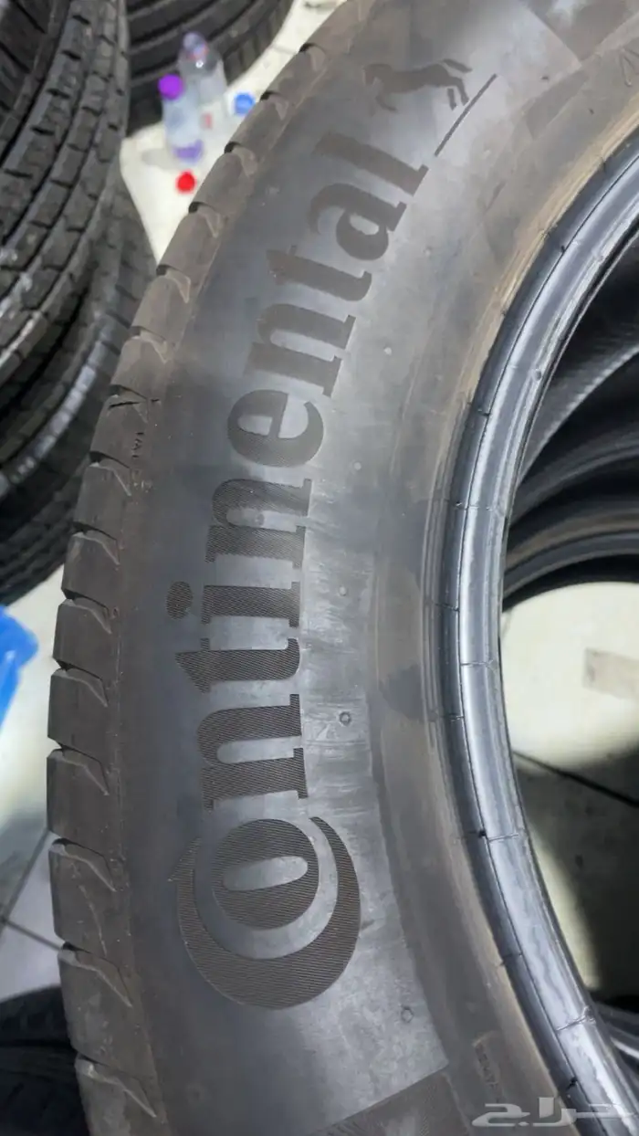 235 60 18 طقم كفرات كونتيننتال اخو الجديد تاريخ 24 0