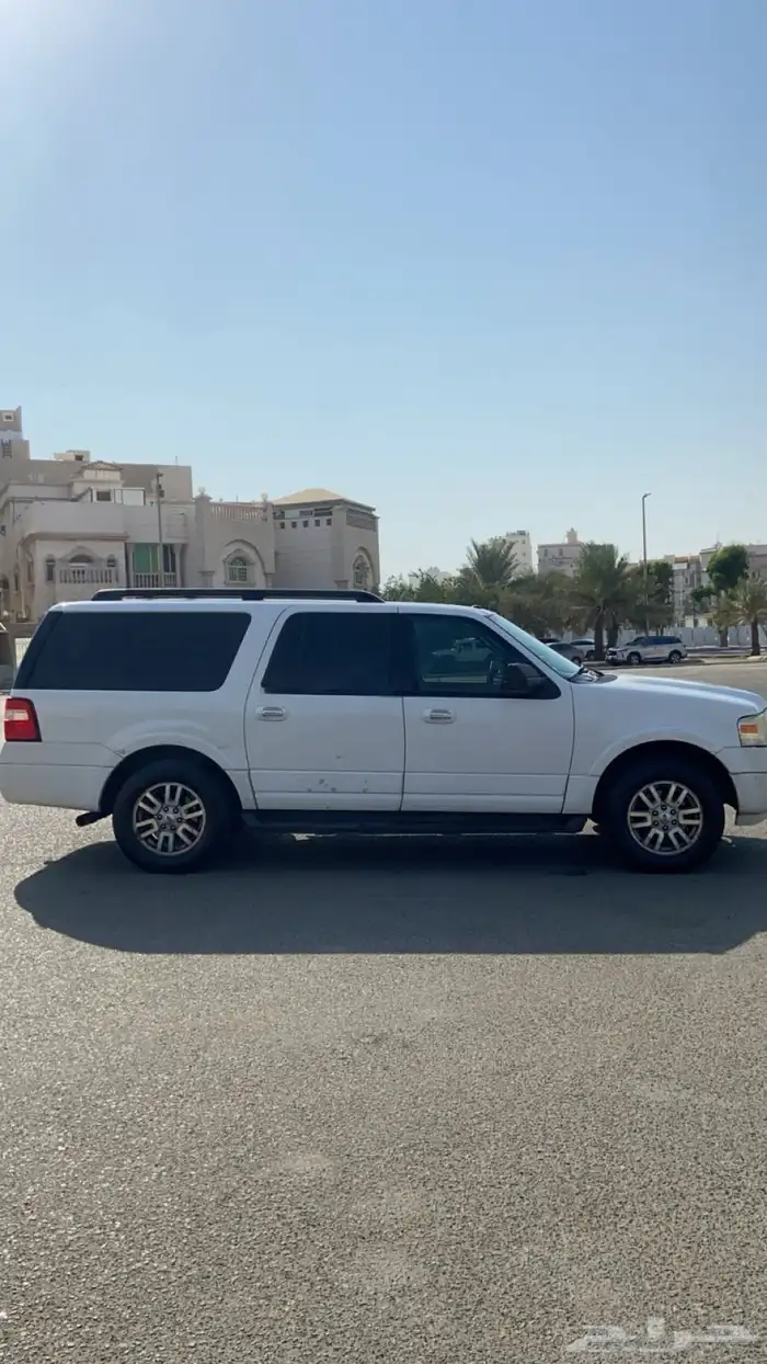 للبيع فورد اكسبدايش موديل 2011 2