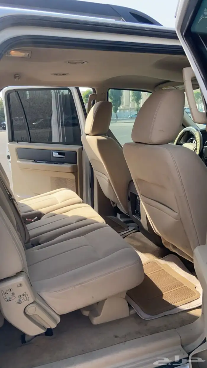 للبيع فورد اكسبدايش موديل 2011 9