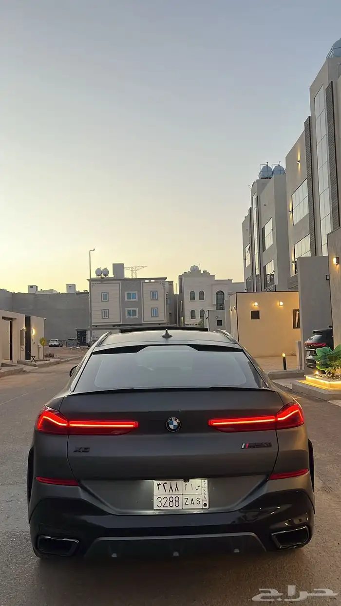 BMW X6 M موصفات مميزه 5