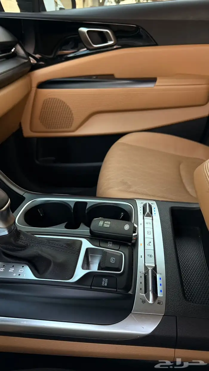 كيا كارنيفال 2021 ( ديزل ) فل كامل بحالة ممتازة 10