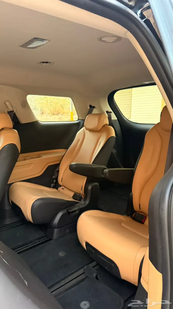 كيا كارنيفال 2021 ( ديزل ) فل كامل بحالة ممتازة 13