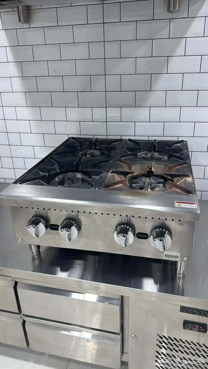 ادوات مطعم متكامل وثلاجات مطاعم 10