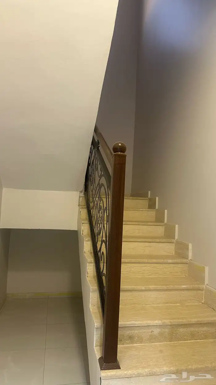 فيلا ثلاث ادوار للبيع تبوك حي التعاون 13