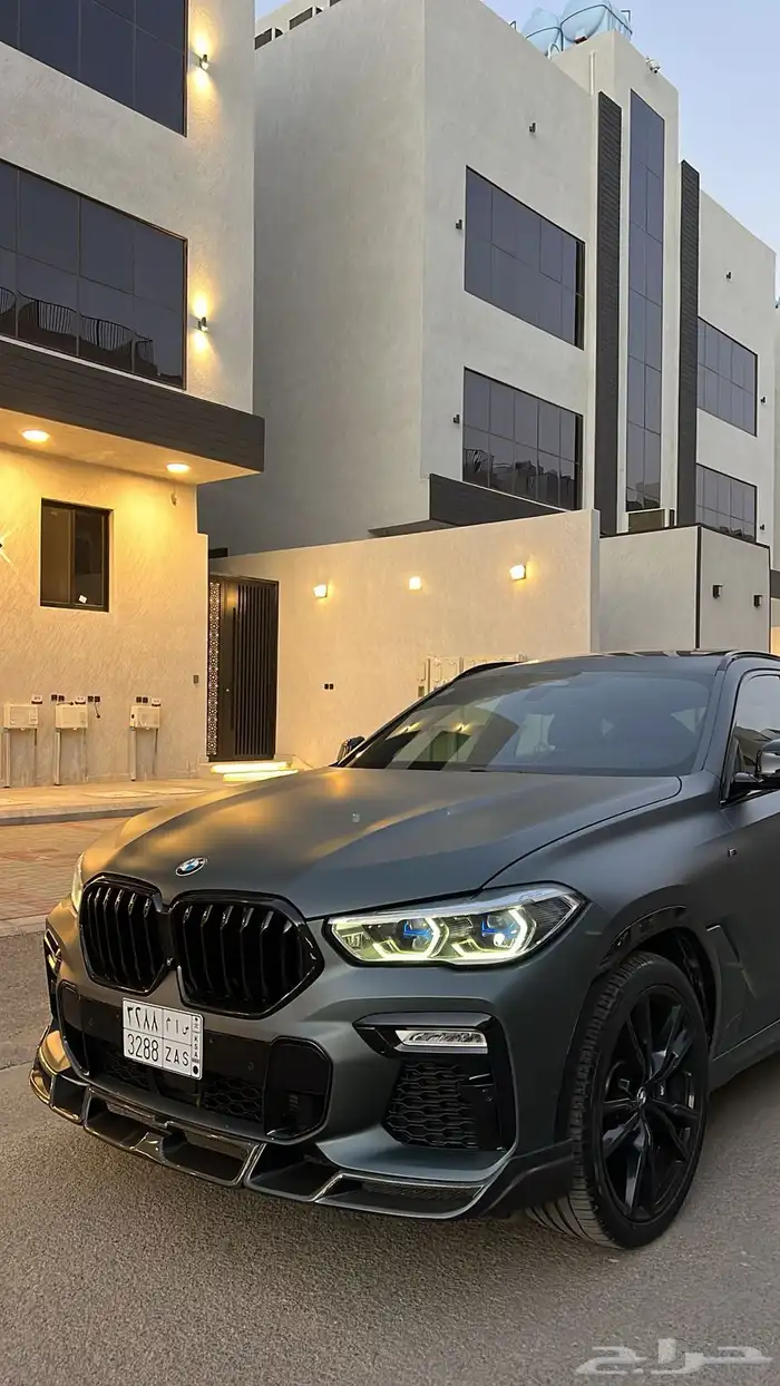 BMW X6 M موصفات مميزه 7