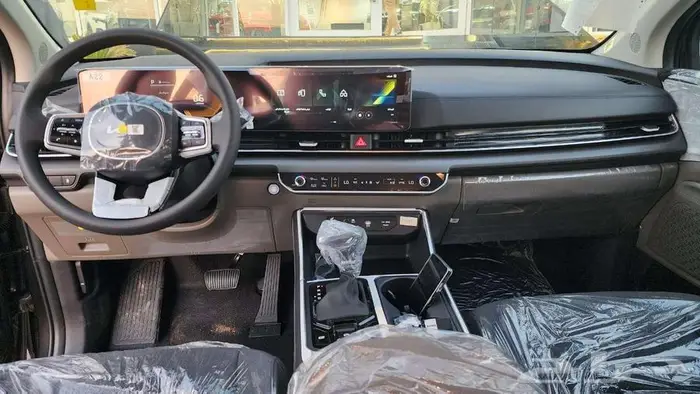 كيا كارنيفال ستاندر 2026 20